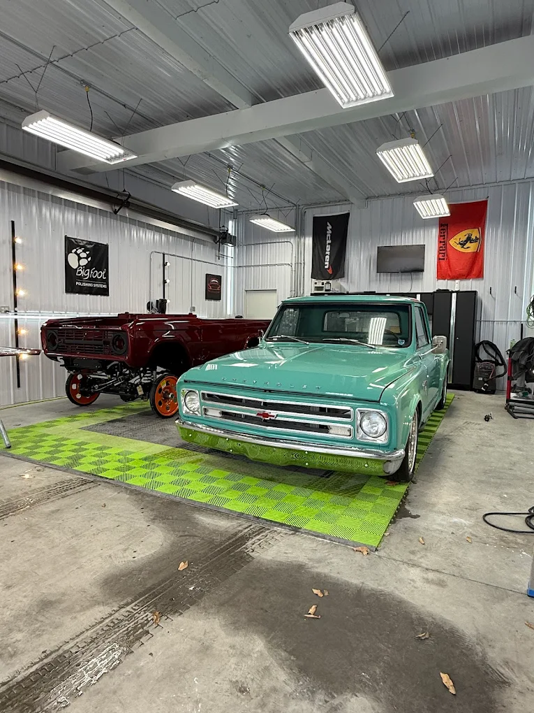 Inside the Luxe Auto Spa studio